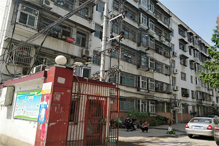 博林国际广场温馨三房南北通透证齐房东诚心出售